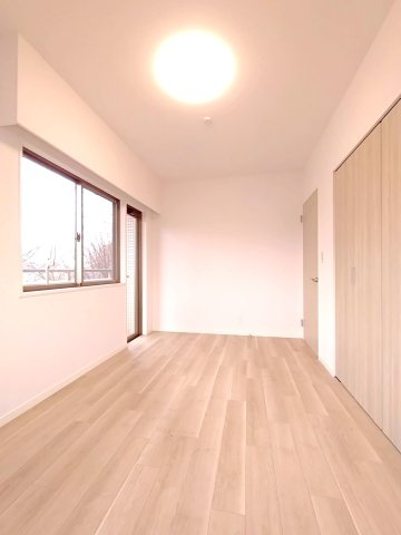 サンアリーナ相模原西門桜通りの洋室