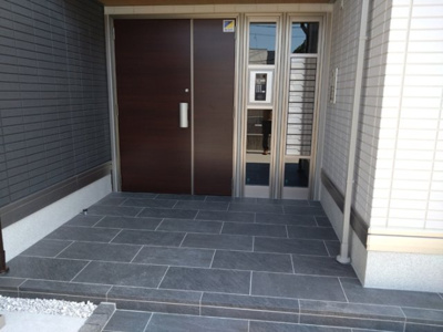 【エントランス】 | TORISIA T South | エントランス