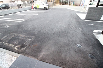 【駐車場】 | D-ROOM半道橋 | 駐車場