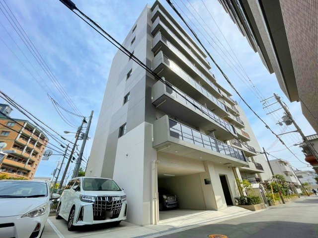 クアンツの外観