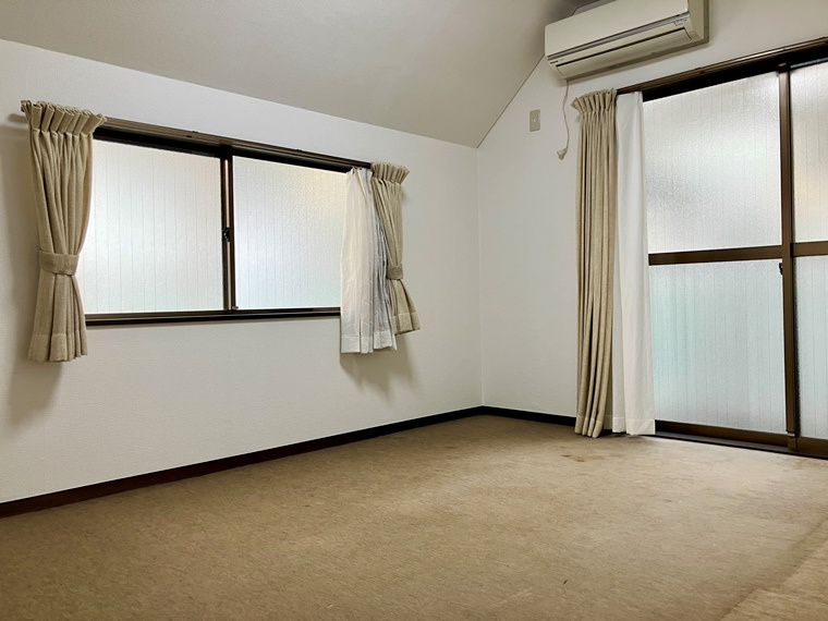 本町戸建の寝室