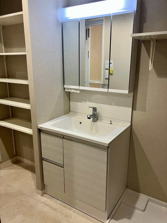 カンフォート流山の洗面所