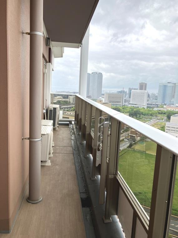 幕張ベイパーククロスタワー＆レジデンスのバルコニー