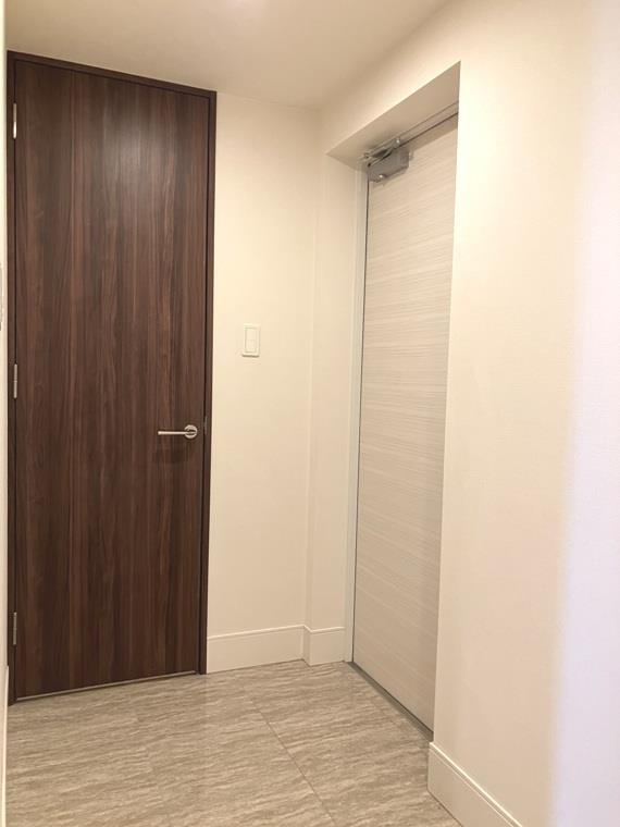 幕張ベイパーククロスタワー＆レジデンスの玄関