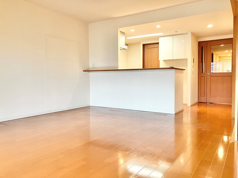 レイディアントシティ戸塚の居間・リビング