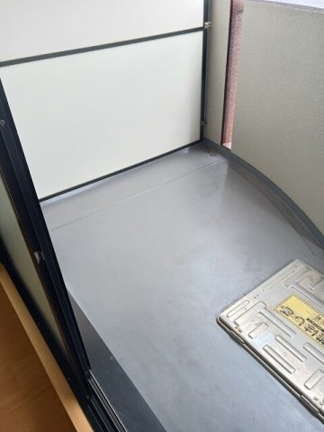 エストレーノｋｏｅｉのバルコニー|バルコニーがあります