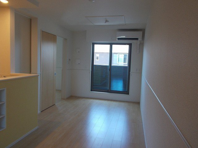 雅の居間・リビング|こちらのリビングで趣味の時間をお楽しみください