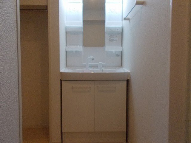 雅の洗面所|広い洗面スペース