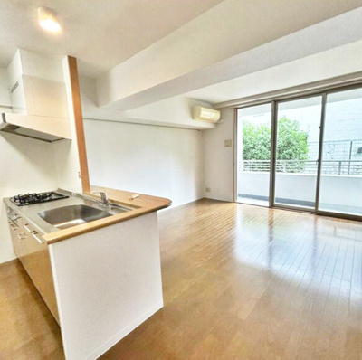 【居間・リビング】 | シャンティ等々力