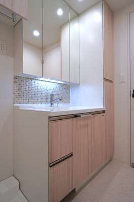 【洗面所】 | ヴィークブライト湯島 | ※写真は同タイプ住戸です。