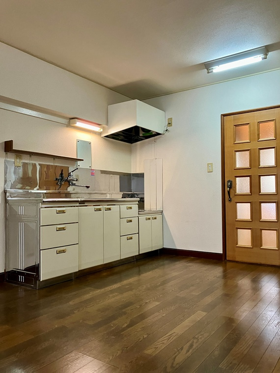 時崎ビルの居間・リビング