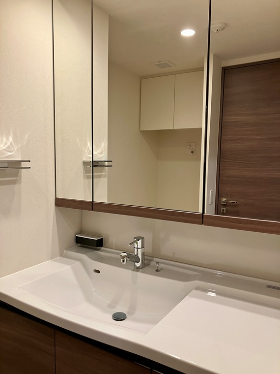 プラウドタワー小岩フロントの洗面所