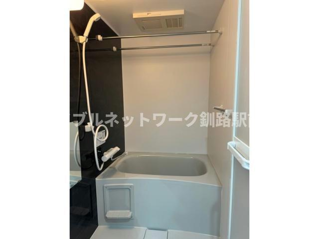 OBER白金（オーベルシロガネ）の浴室