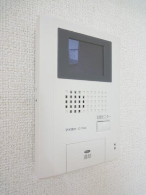 【セキュリティ】 | クリエンテ | モニター付きインターホンです