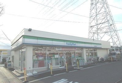 【周辺】 | クリエンテ | ファミリーマート巡礼街道店まで300m