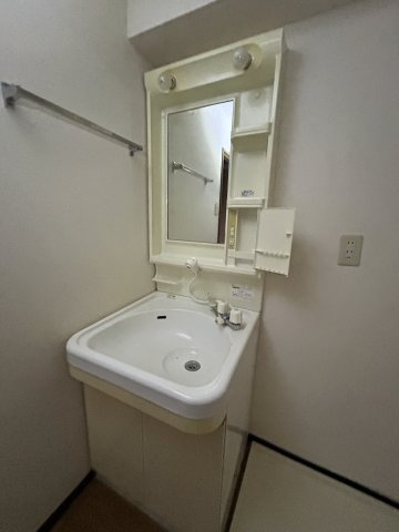 ダイアモンド新白河Ⅰの洗面所