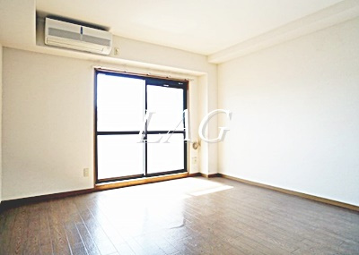 【居間・リビング】 | フォンテーヌ鷺沼 | 洋室です。