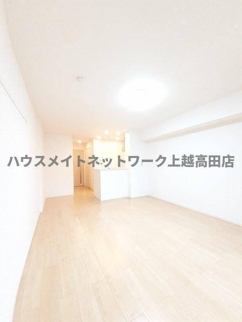 ラフィネの内装|洋室