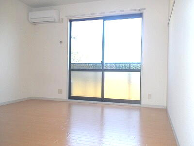 サンライズ21の居間・リビング