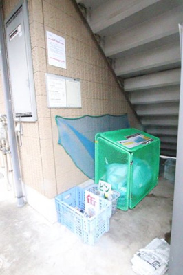 ごみ置場