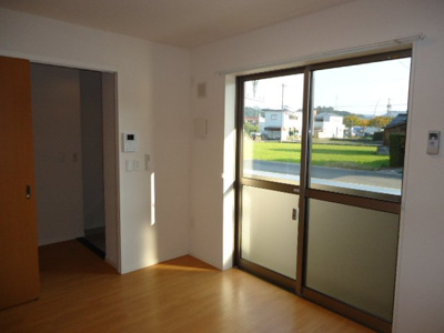 【居間・リビング】 | カームプレイス神前 | リビング