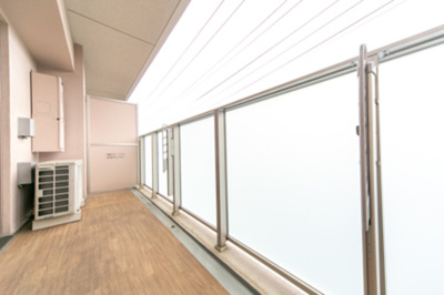 【バルコニー】 | エストレリータ新宿落合 | ※写真は同タイプ住戸です。