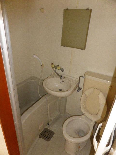 ヒルズ池下　Ｂ棟の洗面所