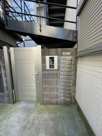 コンフォートレジデンス西新井のエントランス