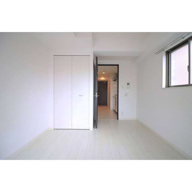 エスリード難波レジデンスの居間・リビング