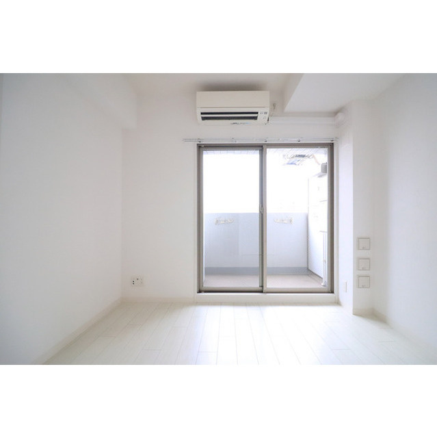 エスリード難波レジデンス