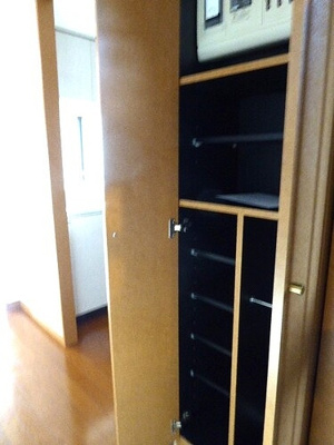 【収納】 | フェニックス麻布狸穴公園 | 下足入　※前回募集時2023年1月の写真