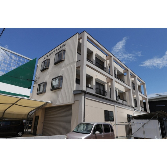 ロイヤルハイツコジマの外観