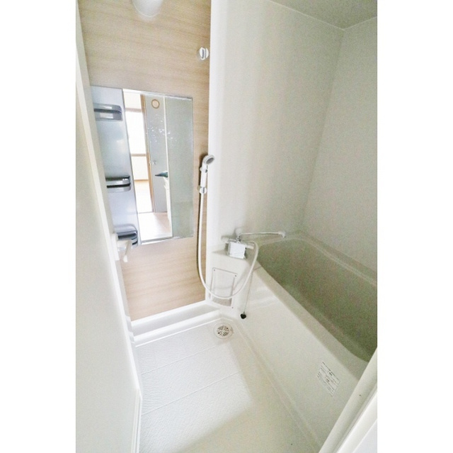 ロイヤルハイツコジマの浴室