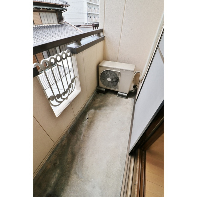 ロイヤルハイツコジマのバルコニー