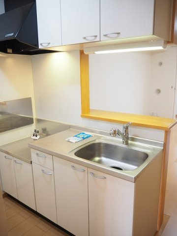 ベル・ガーデンＢのキッチン|お料理しやすいキッチンです