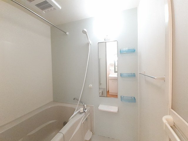 プレシャス　手屋の浴室|落ち着いた空間のお風呂です