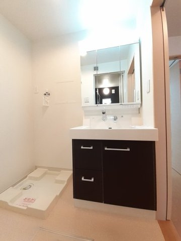 カーサ　レジーナⅡの洗面所|使いやすい洗面所です