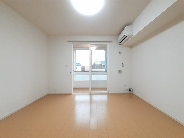 アメージング藍の居間・リビング|使いやすい居間です