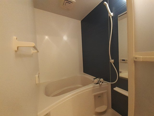 宮の杜の浴室|落ち着いた空間のお風呂です