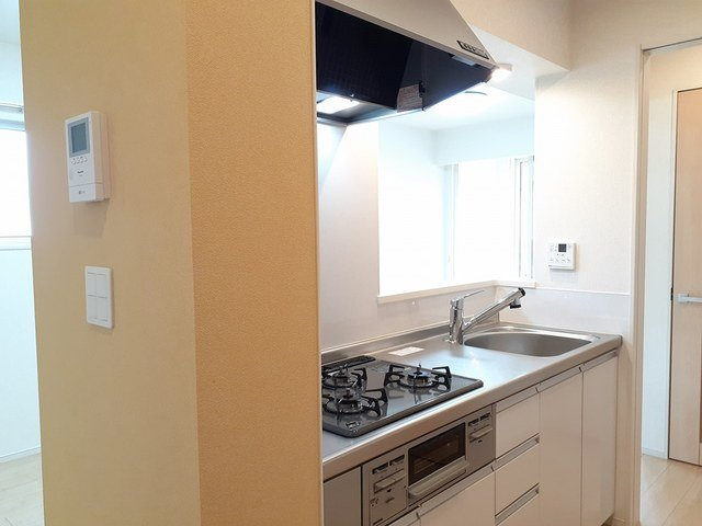 メゾン　ヒバリのキッチン|コンパクトなキッチンで掃除もラクラク