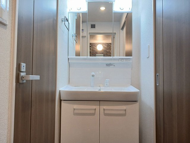 ミラノⅥ　Ａの洗面所|忙しい朝には欠かせない洗面所です