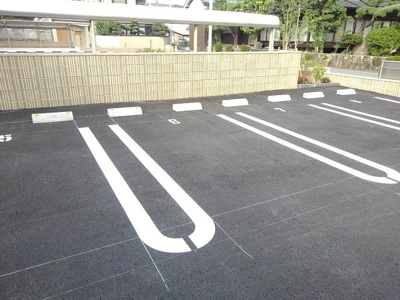 【駐車場】 | パインルーツⅠ