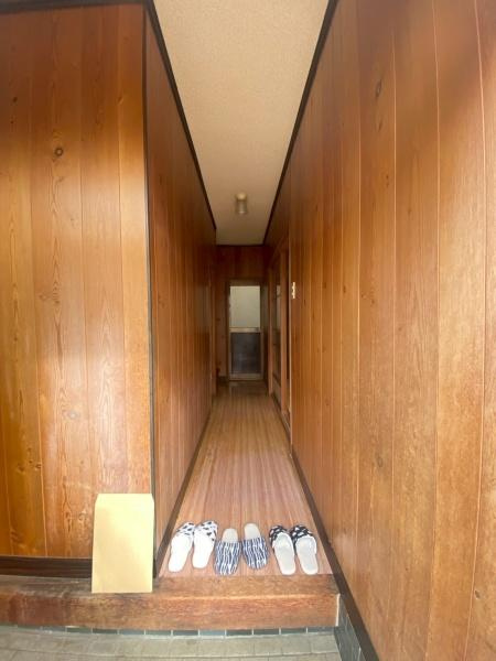 和歌山市和歌浦東１丁目の中古一戸建の玄関