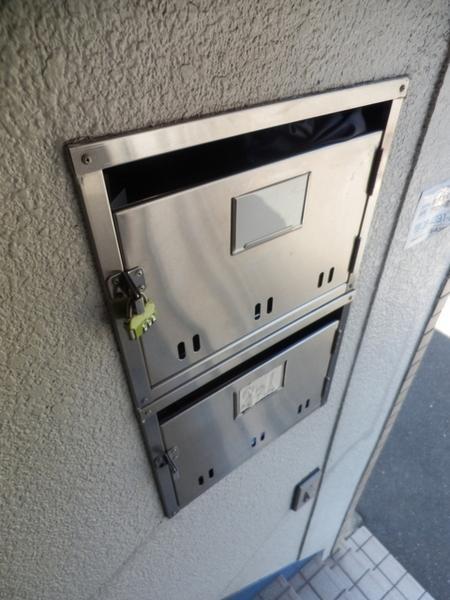 サンネイションのエントランス|★メールボックス★