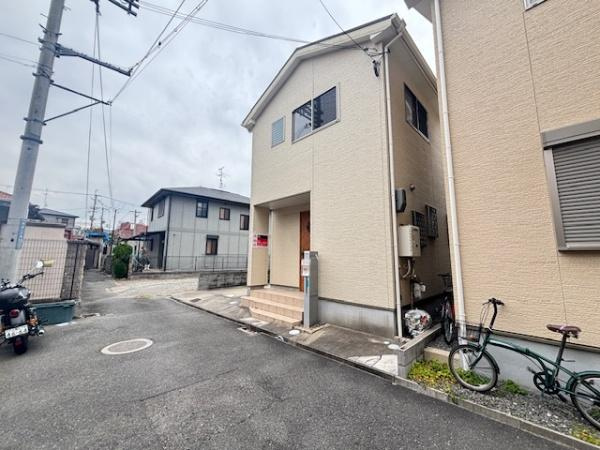 【居間・リビング】