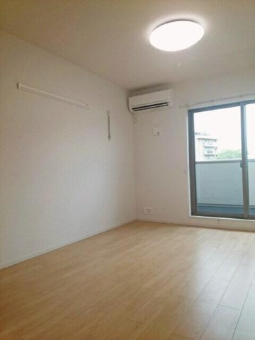 セダーベースの内装