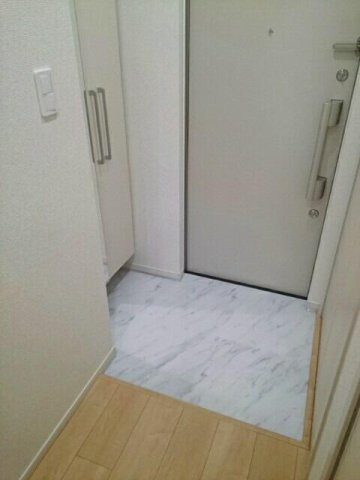 セダーベースの玄関