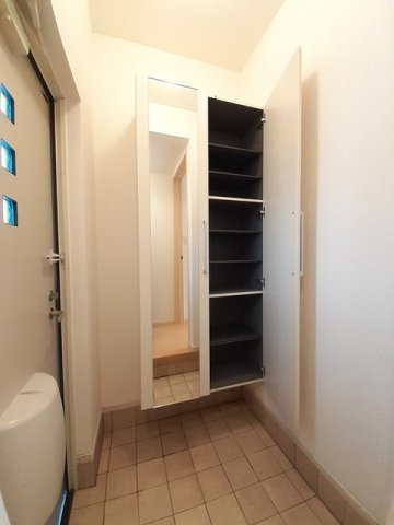 カルム　ブリーズの玄関