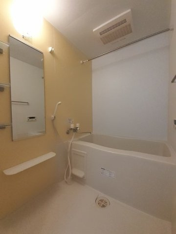 カルム　ブリーズの浴室