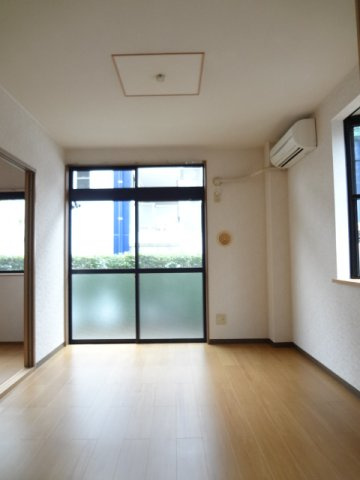 ラポール平山の内装